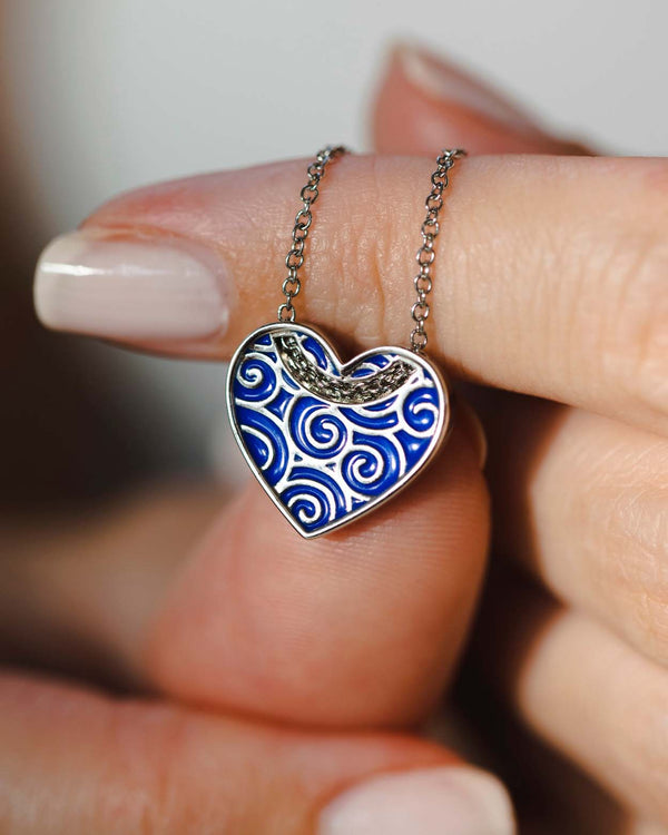 "Protecting" Heart Wishing Pendant