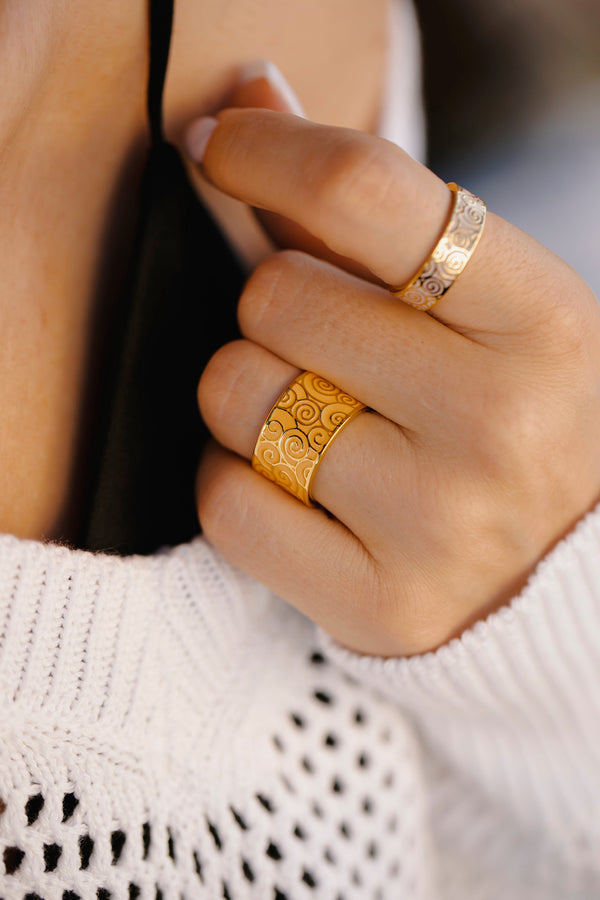 "Love" Wishing Ring (Apricot Crush)