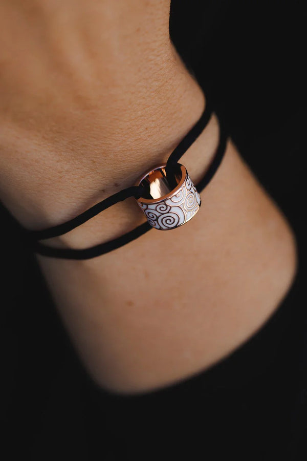 "Success" Wishing Bracelet (Black Cord)